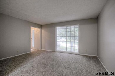 16880 Patterson Dr, Omaha, NE 68135 - photo 6