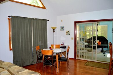 1074 Rainbow Dr, Lake Ariel, PA 18436 - photo 6