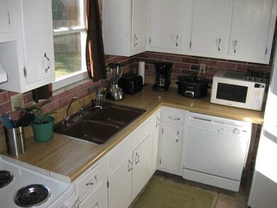 1465 Demorest Rd, Columbus, OH 43228 - photo 7