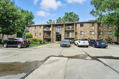 7212 Creekview Dr, Cincinnati, OH 45247 - photo 3