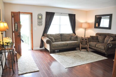 5740 Cedar Forest Dr S, Jacksonville, FL 32210 - photo 6