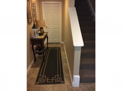 27 Townsend Dr unit 27, Dover, NH 03820 - photo 2