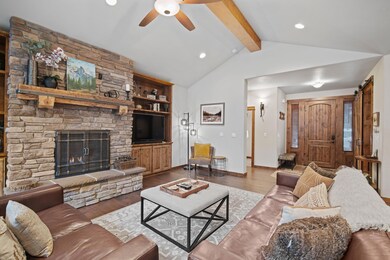 56542 Caldera Springs Ct, Bend, OR 97707 - photo 4