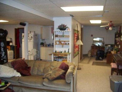 9235 N State Highway 7, Elizabethtown, IN 47232 - photo 4