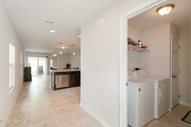 8337 Highfield Ave, Jacksonville, FL 32216 - photo 7