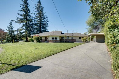 904 NE 9th-2