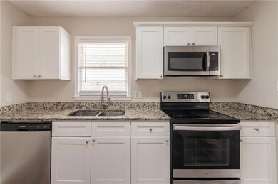 933 Capitol View Ave NW, Atlanta, GA 30318 - photo 5