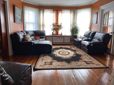 76 Florida St, Springfield, MA 01109 - photo 6