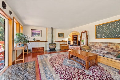 44123 S Skagit Hwy, Concrete, WA 98237 - photo 7