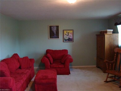 Lower level familyroom