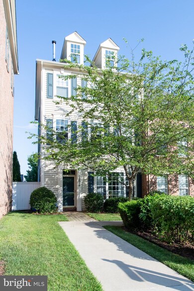 13016 Blacksmith Dr, Clarksburg, MD 20871 - photo 6