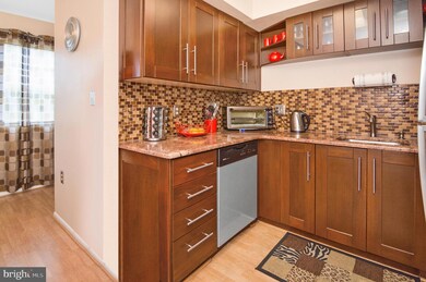 6909 Jones View Dr unit 3B, Baltimore, MD 21209 - photo 3