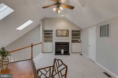 10444 Breckinridge Ln, Fairfax, VA 22030 - photo 7
