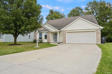 7302 Maeve Dr, Fort Wayne, IN 46835 - photo 2