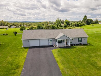 lakehome_fieldstone009