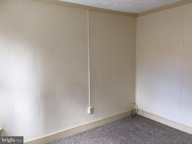 224 S 2nd St, Chambersburg, PA 17201 - photo 2