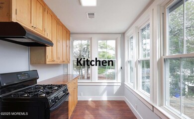 13 Memorial Pkwy unit 2, Atlantic Highlands, NJ 07716 - photo 2