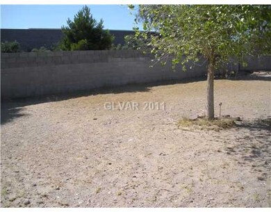 Yard/Garden.