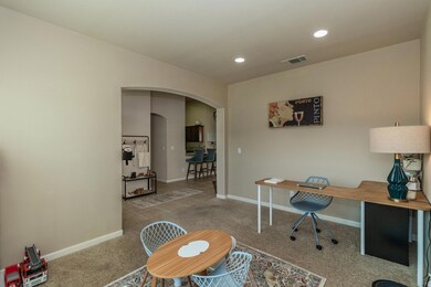 011922-3117-N-Carriage-Ave-Fresno-CA-04