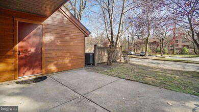 7515 Weather Worn Way unit B, Columbia, MD 21046 - photo 3