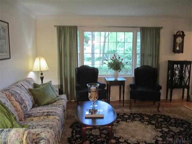 64 Parkwyn Dr, Delmar, NY 12054 - photo 4