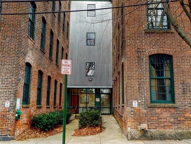 409 Pine St unit 102, Providence, RI 02903 - photo 2