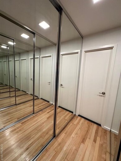 2665 Homecrest Ave unit 1W, Brooklyn, NY 11235 - photo 6