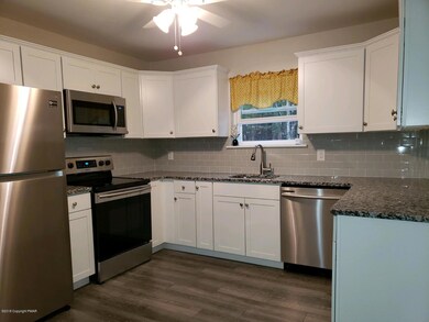 166 Majestic Dr, Saylorsburg, PA 18353 - photo 3