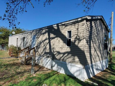 4901 Barton Rd, Joshua, TX 76058 - photo 4