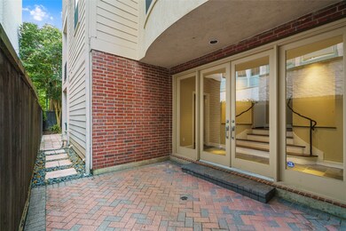 2411 Driscoll St, Houston, TX 77019 - photo 2