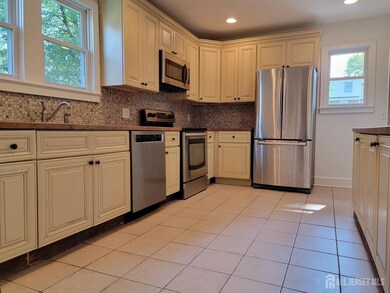 20 N Lafayette Ave, Edison, NJ 08837 - photo 3