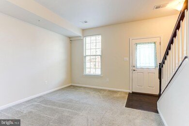 7727 Duncannon Ln, Hanover, MD 21076 - photo 4