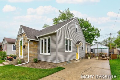 4-web-or-mls-268 W 15th St, Holland-30