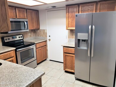 REDONDO KITCHEN 2