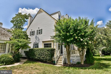 12817 Mill Brook Ct, Woodbridge, VA 22192 - photo 4