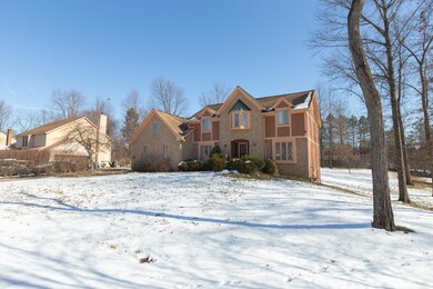 548 Conestoga Dr, Columbus, OH 43213 - photo 3