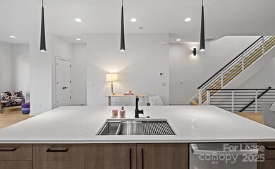 2712 N Davidson St, Charlotte, NC 28205 - photo 5