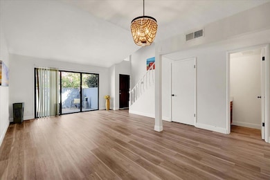 1370 Dustin Dr unit 14, Yuba City, CA 95993 - photo 3