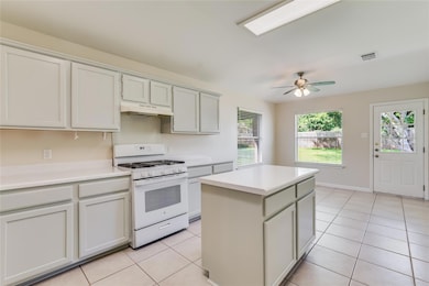 2204 Joshua Cove, Round Rock, TX 78665 - photo 3