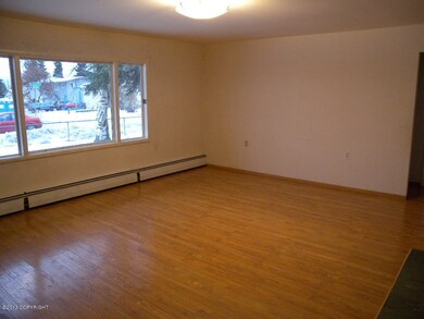 1605 W 33rd Ave, Anchorage, AK 99517 - photo 3