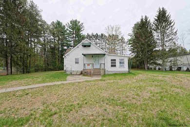 188 Edie Rd, Saratoga Springs, NY 12866 - photo 3