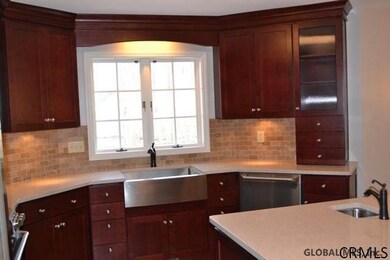 508 Sir Charles Way, Albany, NY 12203 - photo 6