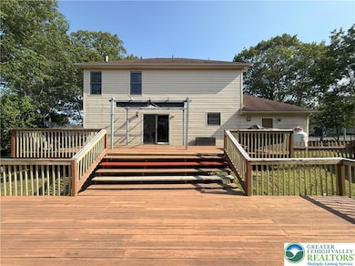 348 Clicko Ln, East Stroudsburg, PA 18301 - photo 3