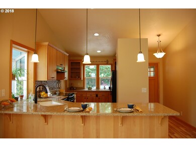 2613 Benson Ln, Eugene, OR 97408 - photo 4