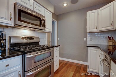 Double ovens & gas cooktop