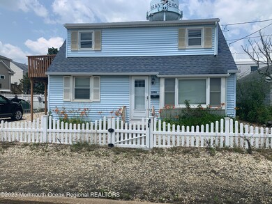 5704 Long Beach 2