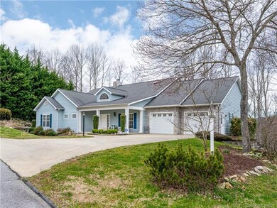 84 Red Cedar Dr, Hendersonville, NC 28792 - photo 2