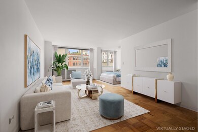 The Vermeer unit 9 T, New York, NY 10011 - photo 2