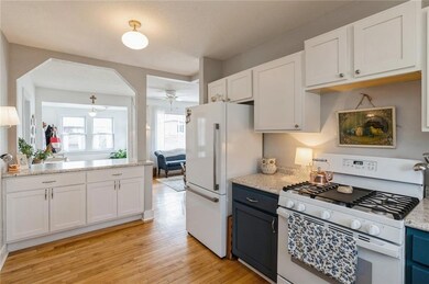 927 W 2nd St S, Newton, IA 50208 - photo 7