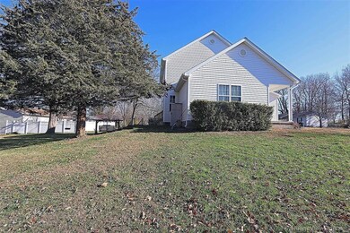 585 Huntleigh Ct, Farmington, MO 63640 - photo 3